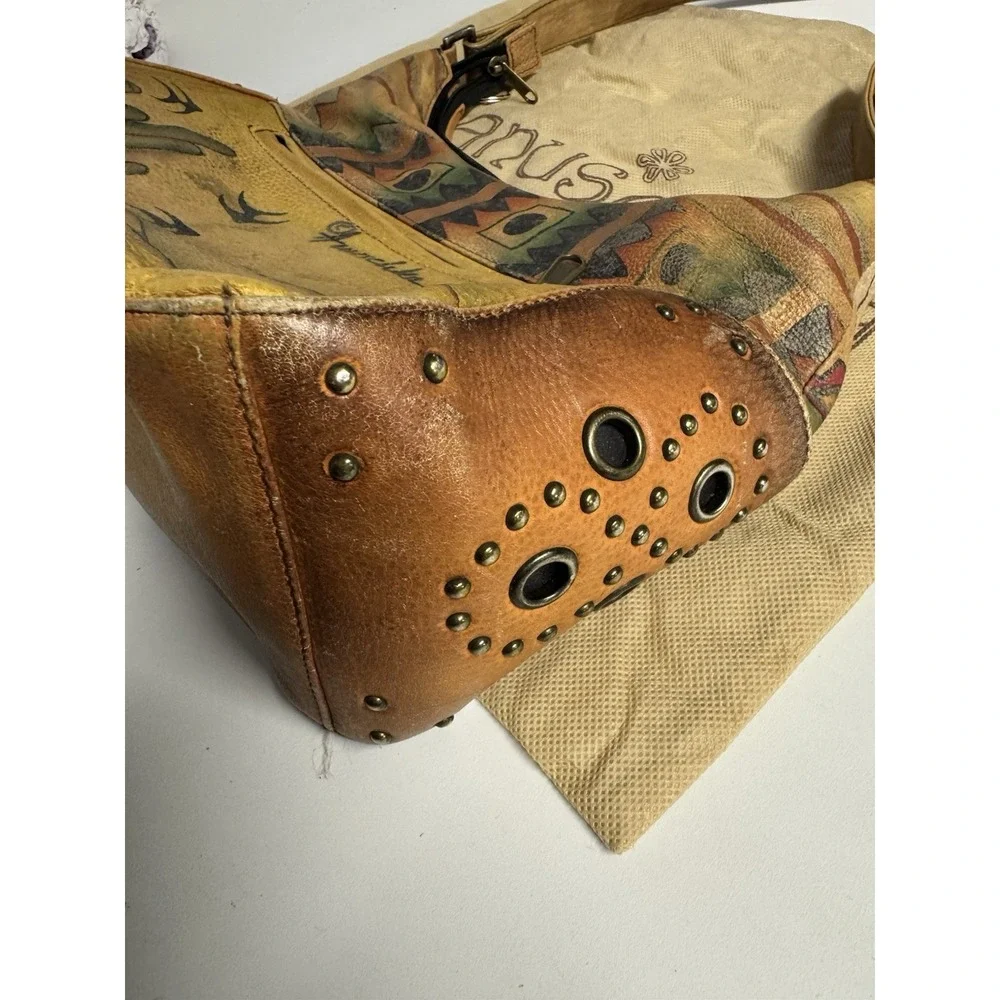 Anuschka leather purse